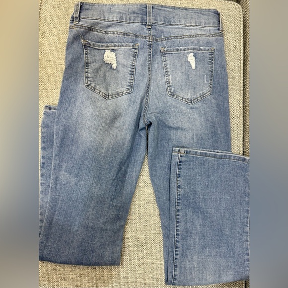 BCBG Mid rise Bootcut Size 11/30. Watch VIDEO - Picture 3 of 3